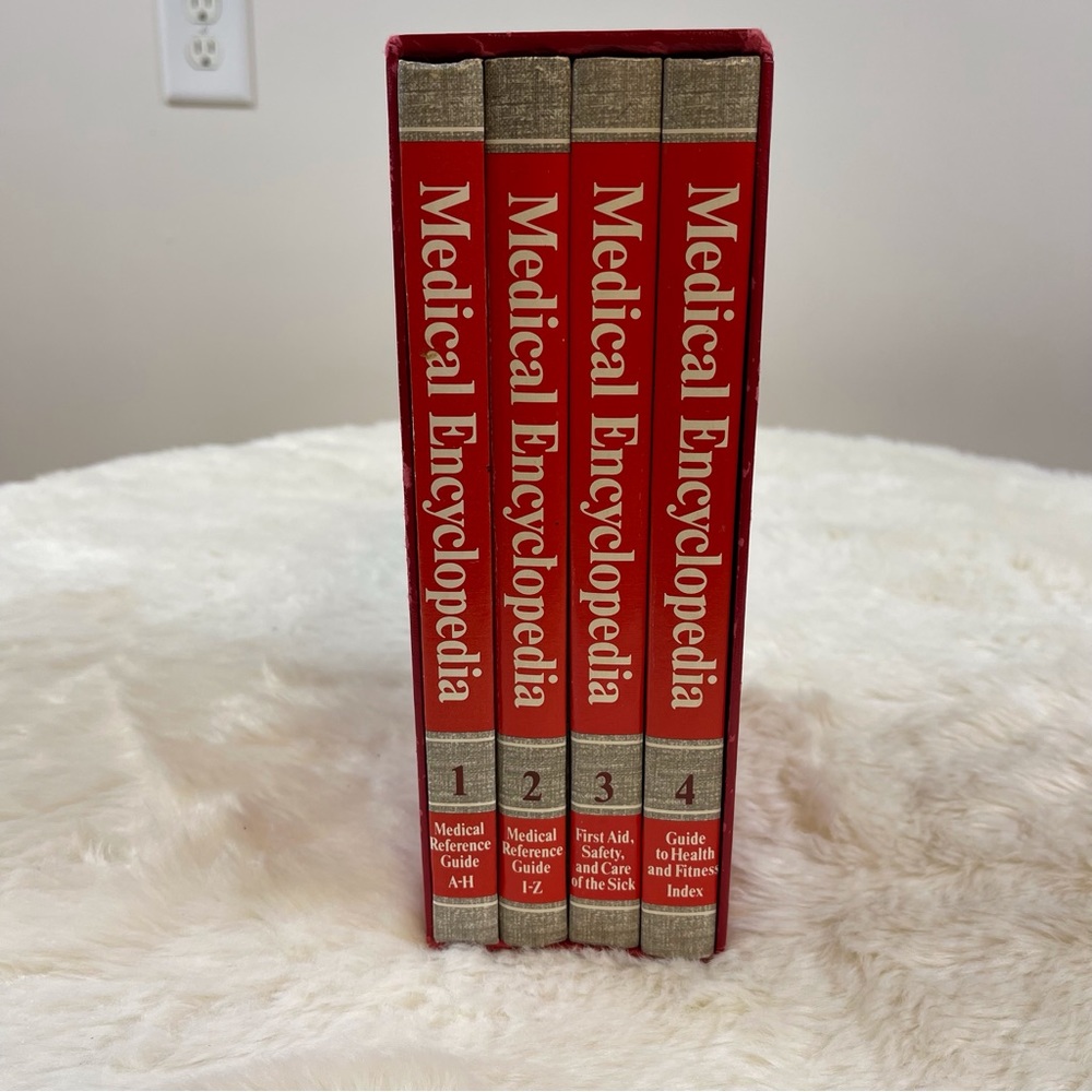 Vintage set of 4 World Book Medical Encylopedias